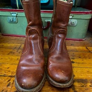 Vintage Frye Women’s Boots size 8 Brandy/tobacco